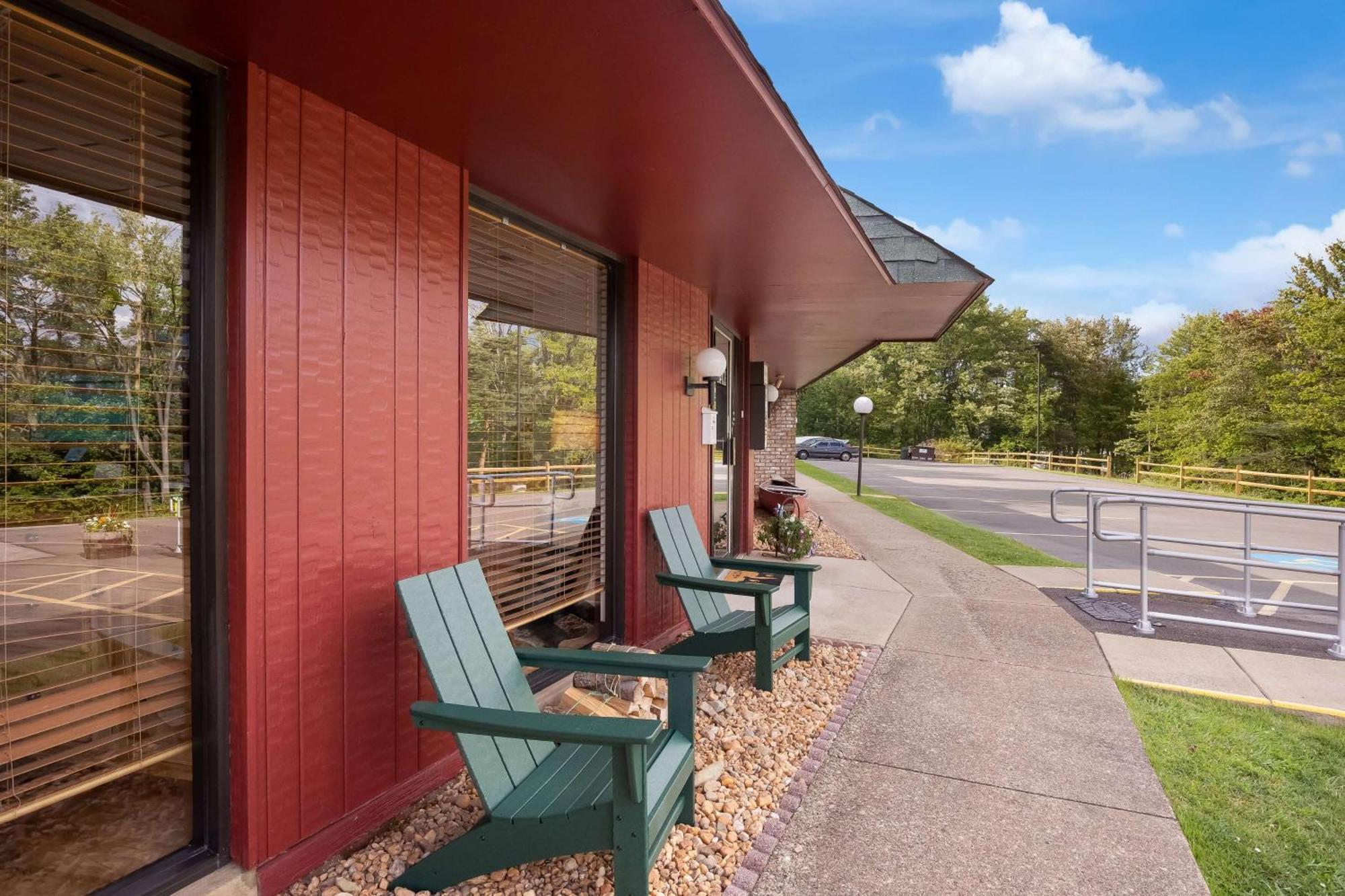 Travelodge By Wyndham Emlenton Exterior foto